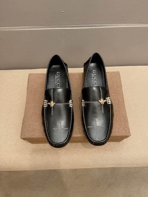 Gucci Men's Shoes 2121